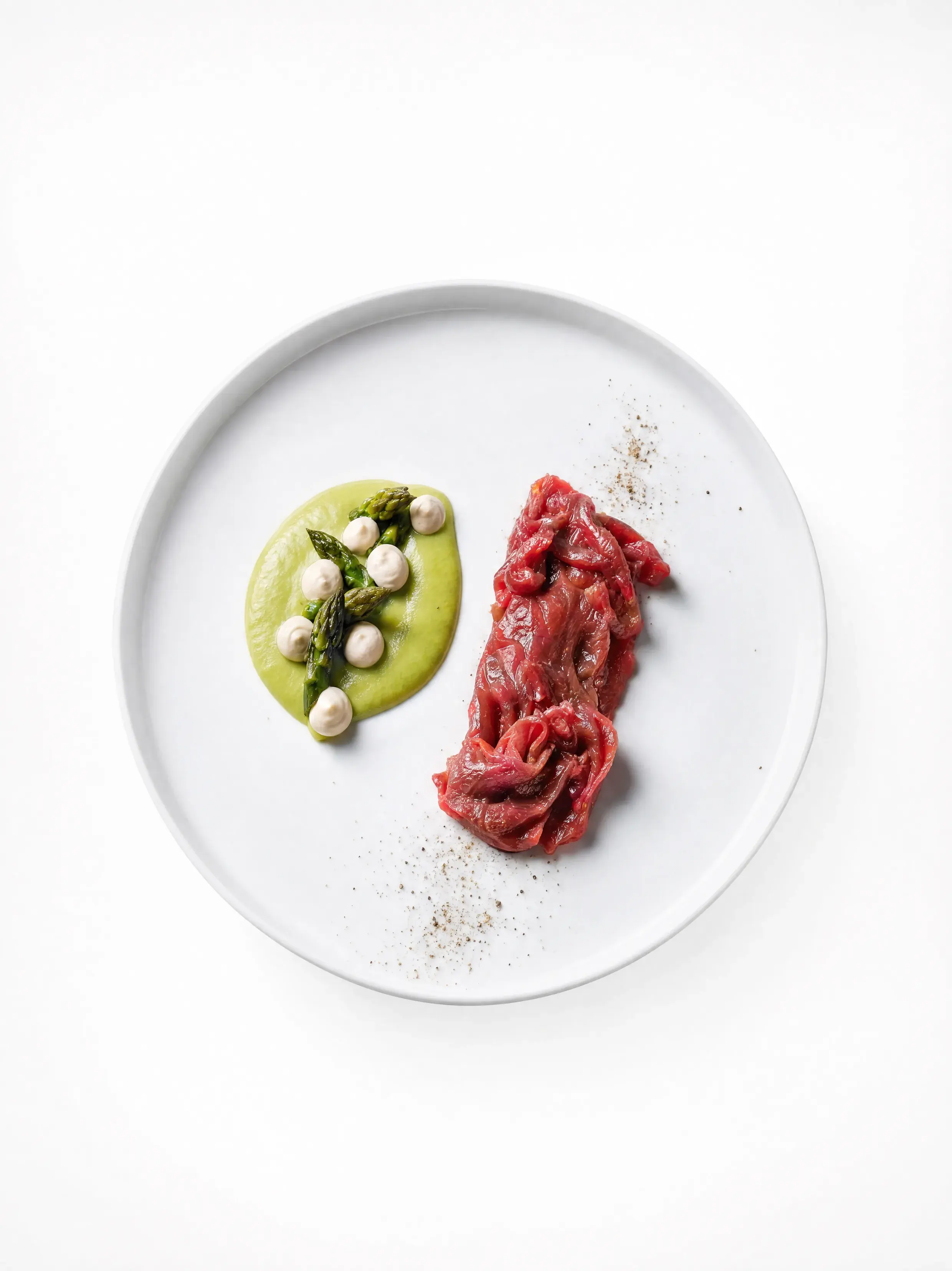 Carpaccio di Scottona, Asparagi e Maionese alla Nocciola